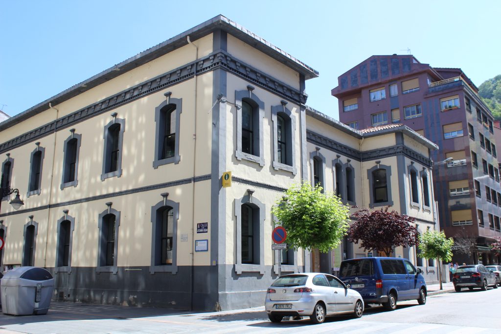 Exterior Casa de Cultura Teodoro Cuesta