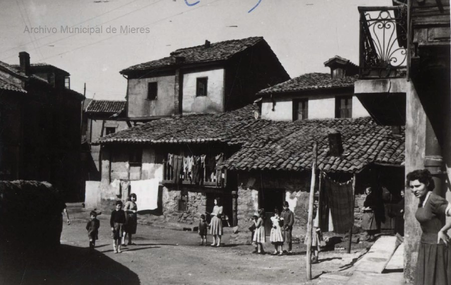 Rincón del barrio de Oñón. (Foto Alonso, 1950)