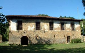 Lateral antes de la rehabilitación Palacio Bernardo de Miranda