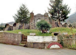 Arcos y Contrafuertes Depósito de Aguas - Villapendi