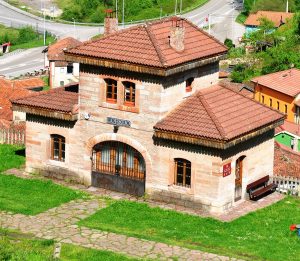 Aula del Ferrocarril - Lloredo (Fot: Asoc. Cultural Los Averinos)