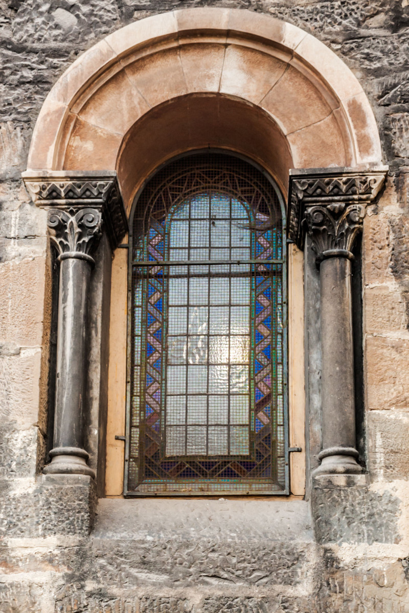 Cristalera Iglesia de Santa Eulalia (Fot. Ana Belén Rodríguez - AF Semeya)