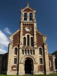 Fachada Iglesia de San Claudio de Bustiello (Fot. Carlos Salvo - AF Semeya)