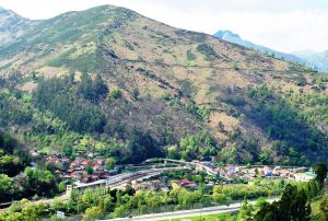 Paisaje de Ablaña (Fot: Asoc. Cultural Los Averinos)