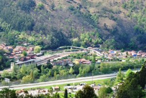 Vista de Ablaña (Fot: Asoc. Cultural Los Averinos)