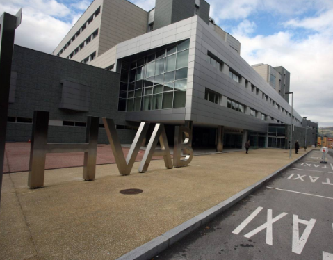 La imagen tiene un atributo ALT vacío; su nombre de archivo es FOTO-HOSPITAL-VITAL-%C3%81LVAREZ-BUYLLA.png