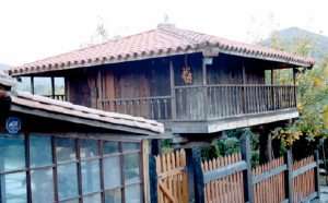Hórreo de El Navalín - Baiña