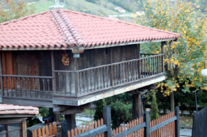 Vista hórreo El Navalín - Baiña