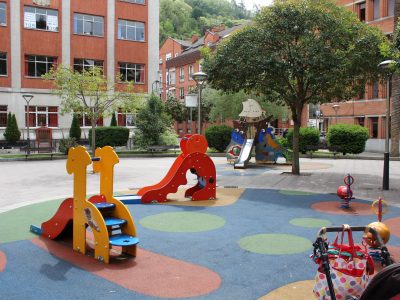 Juegos infantiles de los Jardines del Ayuntamiento.