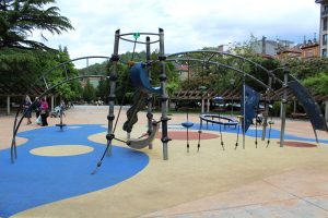 Parque Xovellanos-Conjunto de escalada