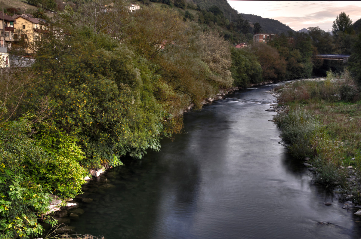 Río Aller a su paso por Santa Cruz (Fot. Yolanda Suarez - AF Semeya)