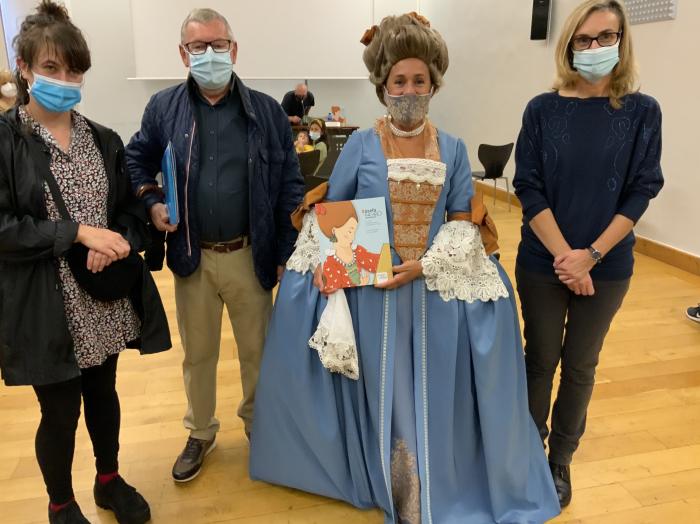 Foto Xosefa Xovellanos Acto Mieres