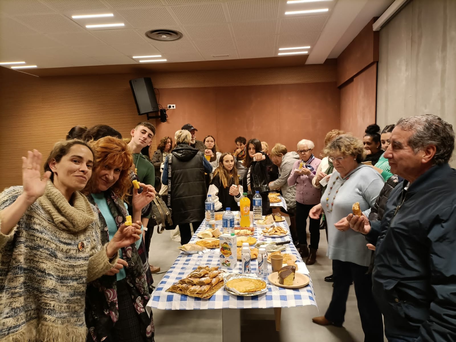 Merienda Jornada Somos Presente